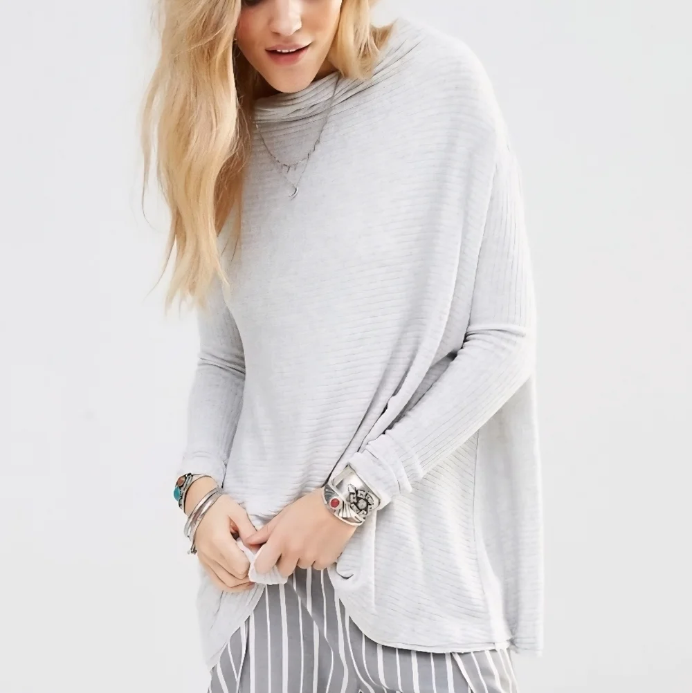 We the Free People Lover Rib Knit Split-Back Pullover Gray Sweater - Size M